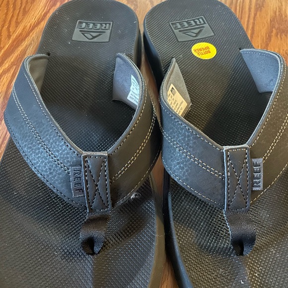 Men’s Reef Element flip flops size 13 - Picture 7 of 7